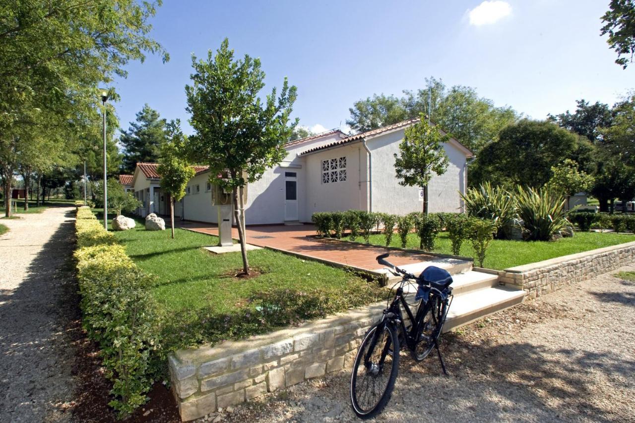Easyatent Fkk Safari Tent Ulika Naturist - Clothes Free Poreč Eksteriør billede